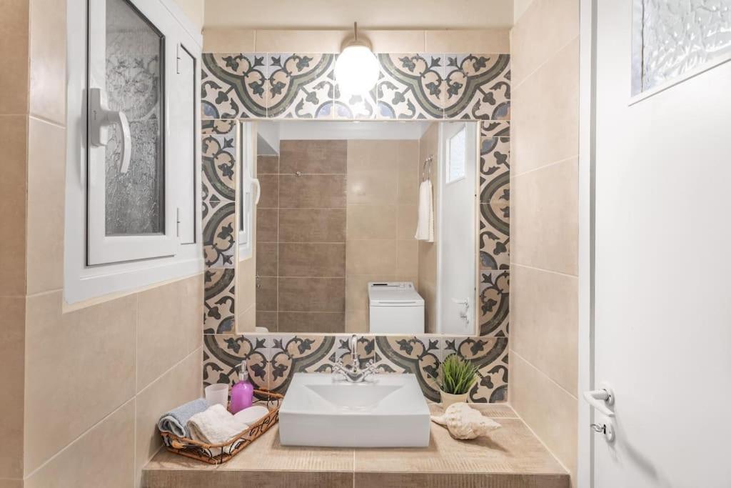 Charming Apartment In Варкиза Экстерьер фото